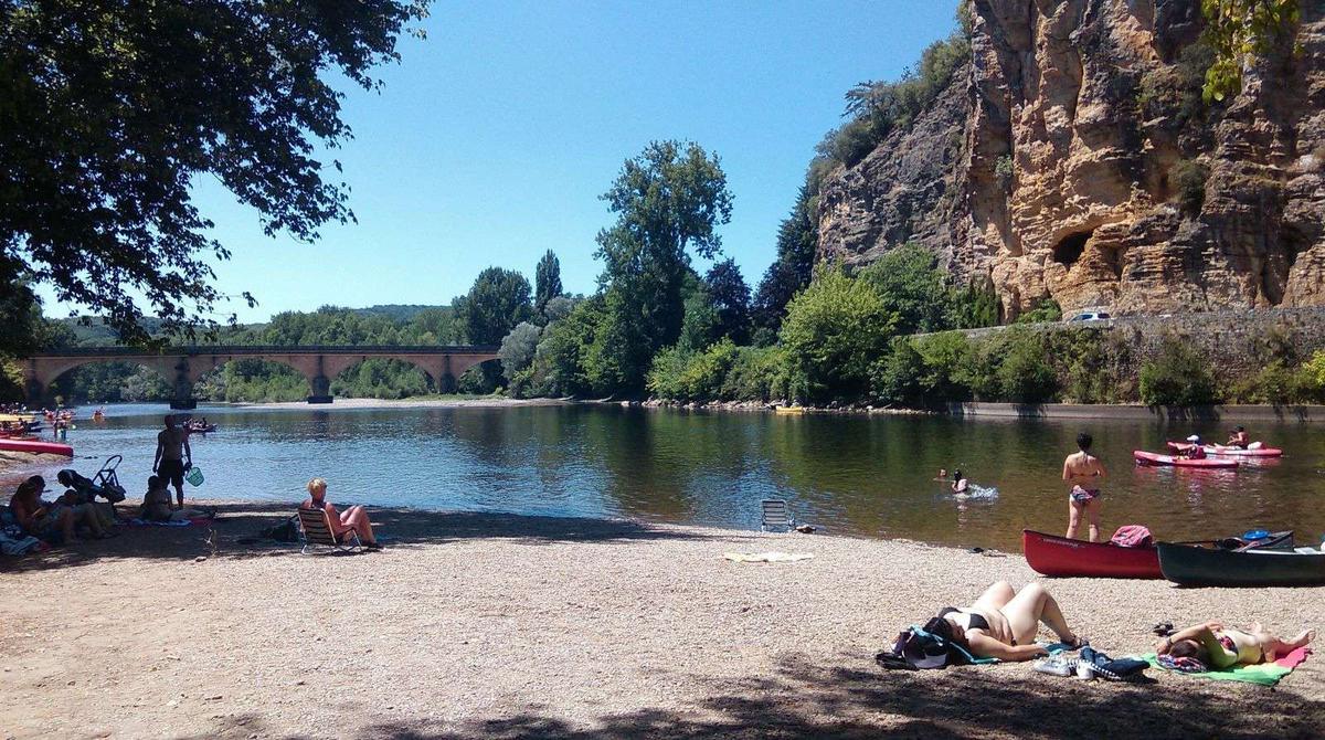 Photo du lieu de baignade PLAGE DU CAMPING MUNICIPAL DE CENAC à DOMME